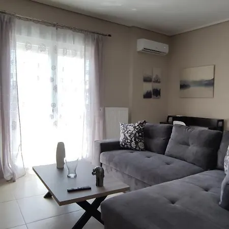 Life Living Luxury * Volos