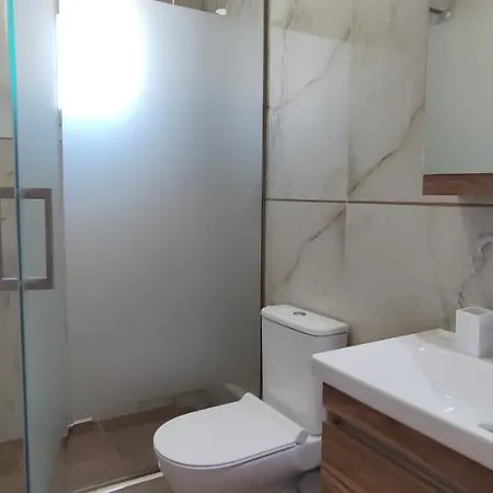 Life Living Luxury Apartman *