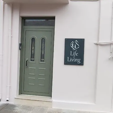 Life Living Luxury